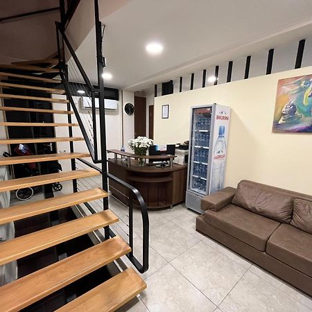 Art Family Hotel Tbilisi Ngoại thất bức ảnh