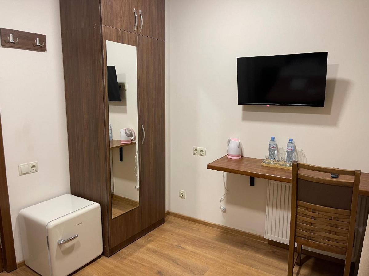 Art Family Hotel Tbilisi Ngoại thất bức ảnh