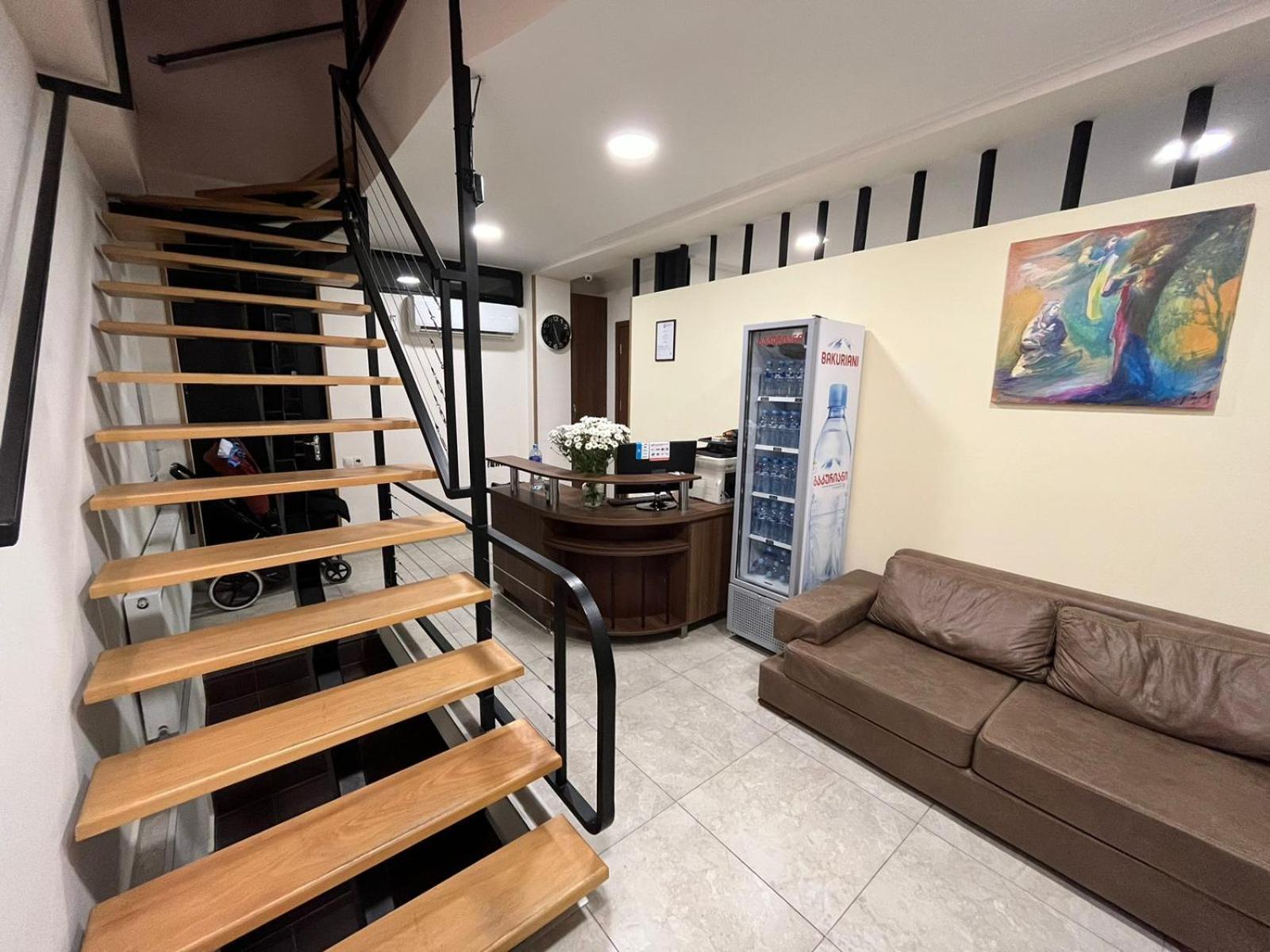 Art Family Hotel Tbilisi Ngoại thất bức ảnh